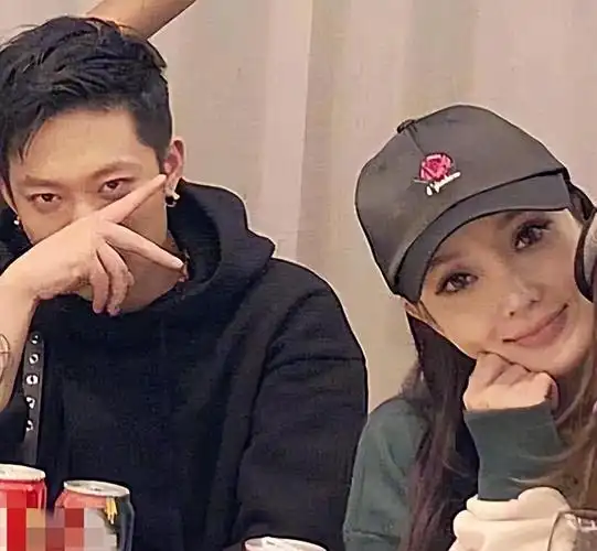 5年后再看李小璐和pgone,因果报应,在这两人身上体现得淋漓尽致