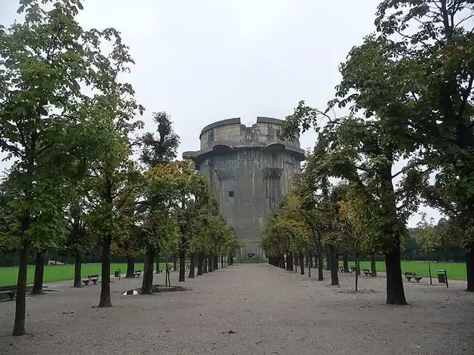 柏林防空塔真的有抖音上说的那么厉害吗? - 知乎