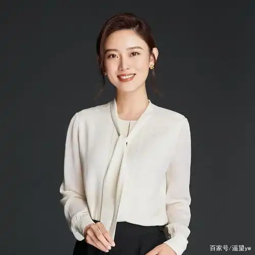 《等着我》主持人李七月畅谈爱情,她最羡慕的爱情原来就在她身边