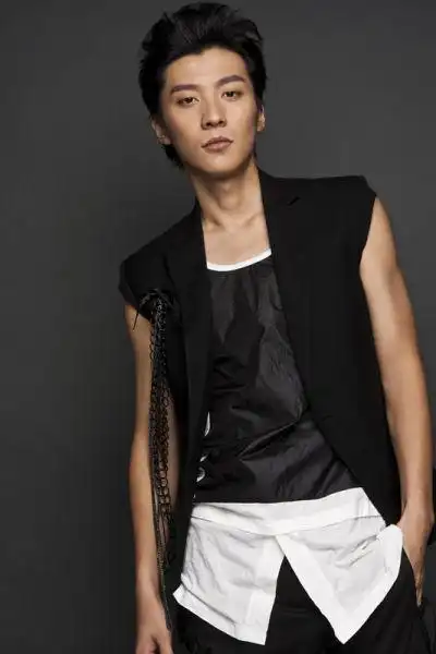 乔任梁响应王小帅号召:支持用心制作国产片