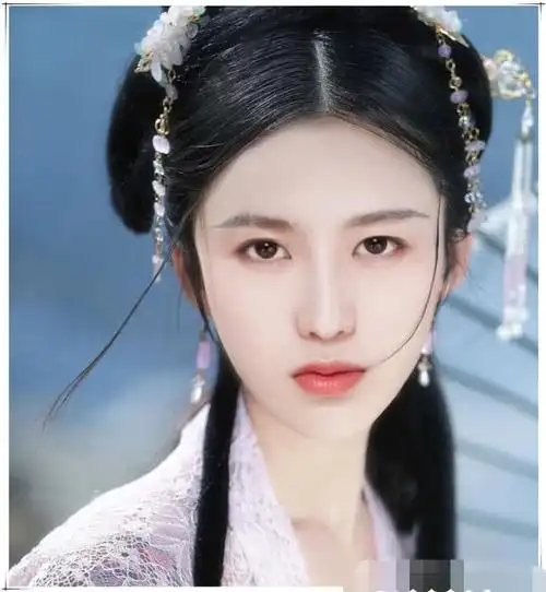 原创薛之谦的"男扮女装"惊艳全网,看到蔡徐坤的女装:神仙姐姐!