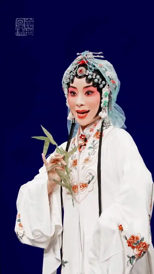 32位杜丽娘32种东方古典美,惊艳你了吗?高清美照速来收藏!