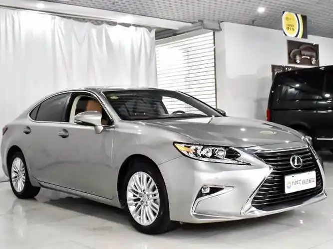 2016款 雷克萨斯es 200 midnight特别限量版