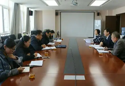 集团财务总监张俊峰,经营管理部部长刘伟一行赴我公司调研指导工作