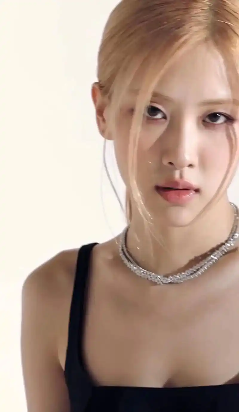 rose朴彩英 #美出高级感 #挡不住的颜值 #一眼沦陷  - 抖音