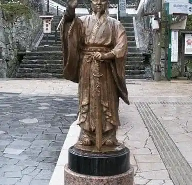 汪直2000年,日本长崎市的12名日本人还为汪直在安徽黄山修建了汪直墓