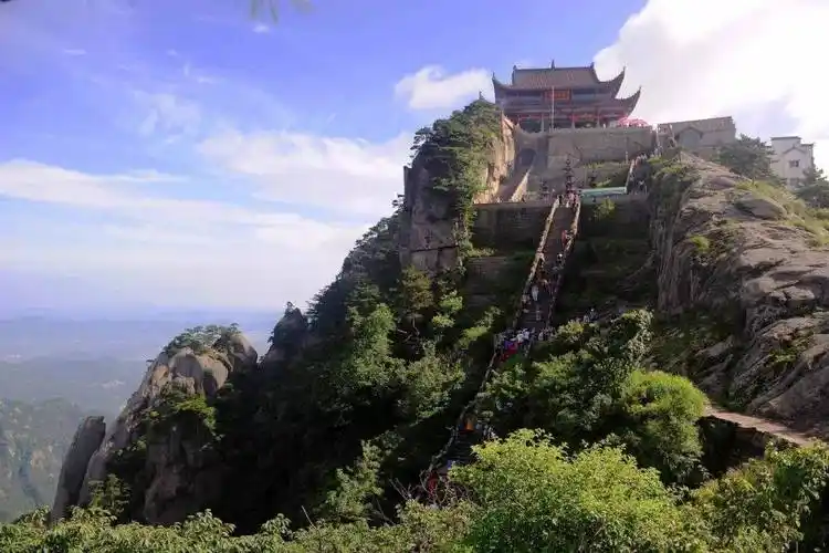 【池州市九华山】【黄山市西递宏村】【安庆市天柱山】【六安市天堂寨