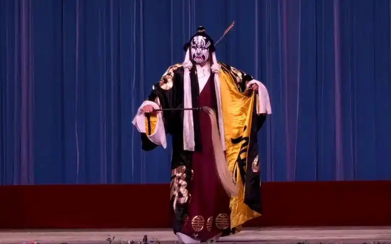 【京剧】《杨家将》裘派花脸 王越 七郎托兆 黑暗暗雾沉沉人烟稀静