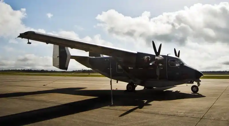 拦截佩洛西专机还要五代机出马?其实用j7就足够了