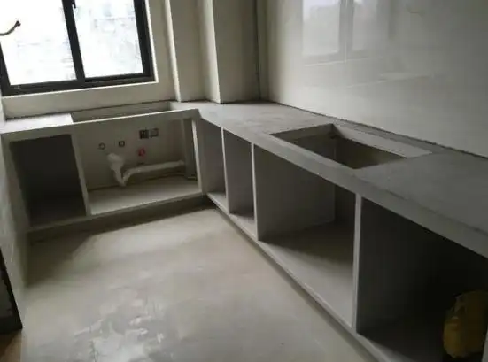 农村公公硬要插手装修,橱柜还用水泥砌,完工后美观又实用!