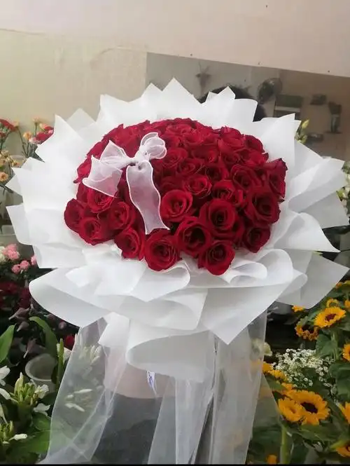 52支红玫瑰花束