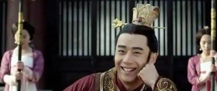 史上最嚣张的相士,指着傻子说他能当皇帝,傻子登基后却将他处死_皇甫