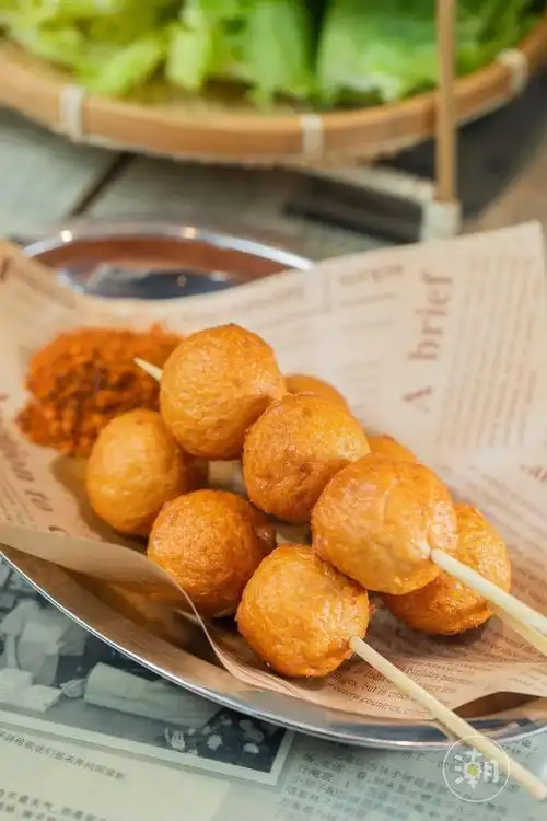 香烤墨鱼丸,鲍汁蒸凤爪,豉