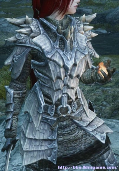 (非清凉)自己修改的女性龙鳞甲替换版.