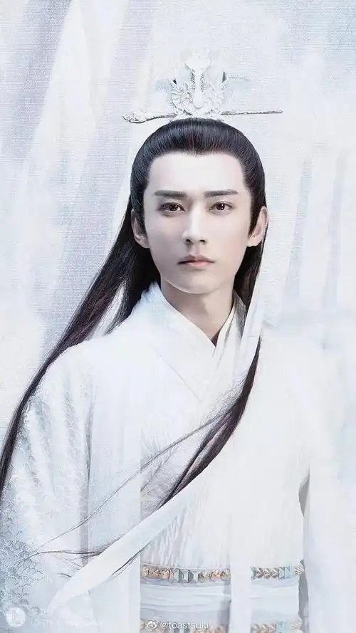 【刘学义 琉璃】柏麟帝君|若教解语应倾国,任是无情亦动人【图楼】