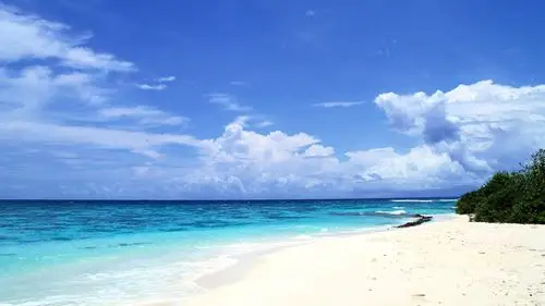 清新唯美海滩风景桌面壁纸