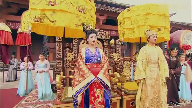 武媚娘被册封皇后,拿下皇后印玺,霸气