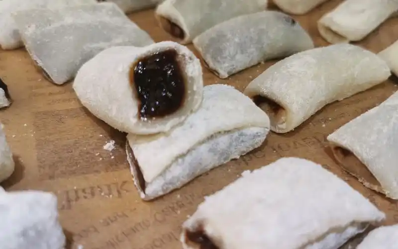 外面卖的凉糕那么好吃方法很简单制作诀窍和做法全都教给你