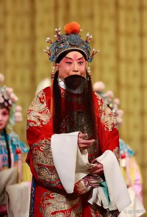 "京剧第一女老生"王珮瑜,怒斥郭德纲不懂京剧,网友:她是谁