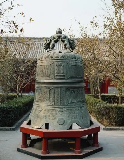 青铜大钟图片青铜器青铜大钟