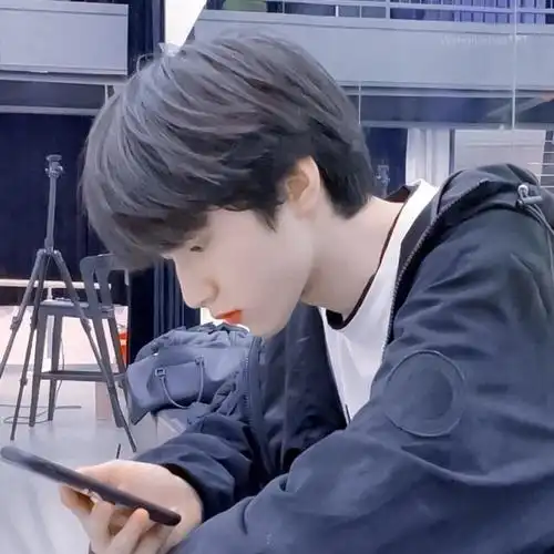 刘耀文壁纸/刘耀文/时代少年团/时代少年团刘耀文/刘耀文背景图/男生