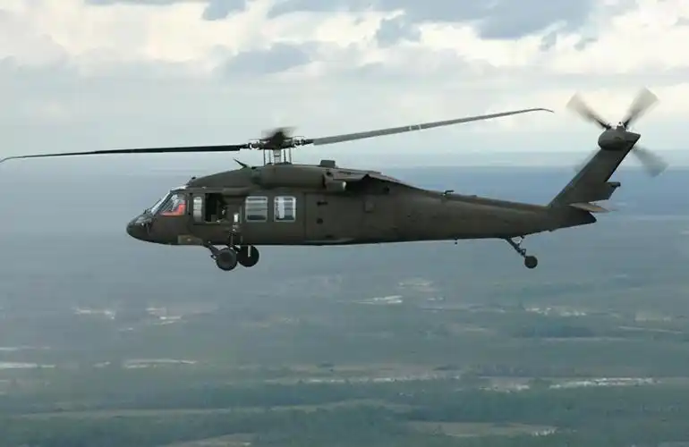 又一架黑鹰直升机坠毁,美军频出事故,真的衰落了?