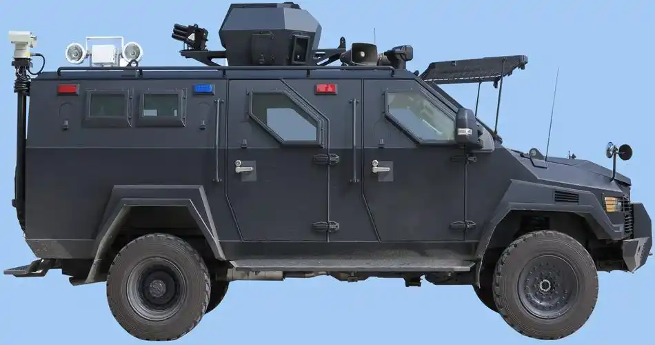 突击车反恐防暴