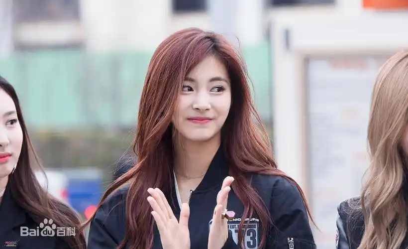 周子瑜生活写真照-明星库-中国时尚网