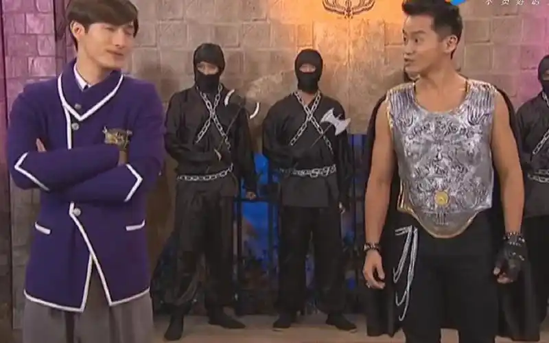 萌学园:什么!欧趴竟然来到暗黑族这里!原来他是暗黑族的人!