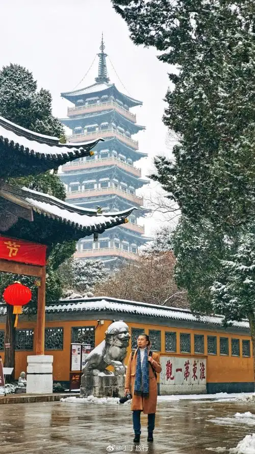 瑞雪迎客来,当扬州大明寺的禅意被雪纷扰,不染世俗尘埃走在扬州大明寺