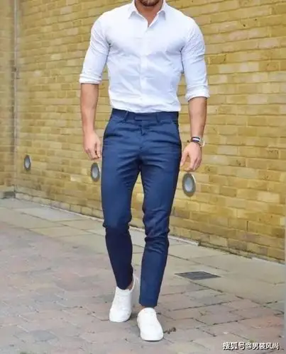 二,衬衫搭配西裤