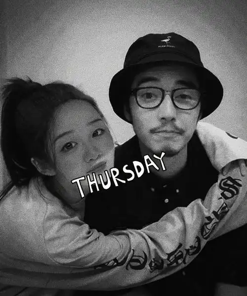 曝光金世佳的圈外女友