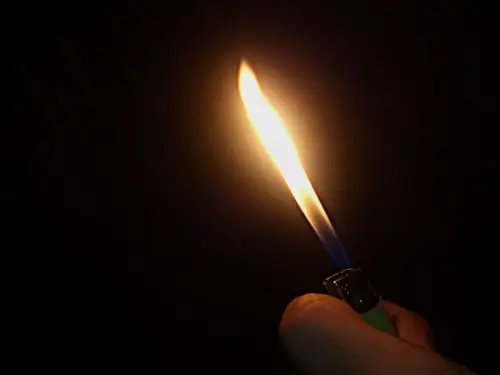 火焰的高度,更是可以让气体的燃烧更加充分,大幅度地提升了打火机的