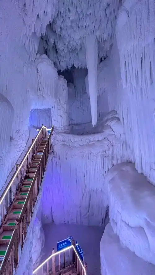 原创山西云丘山走进千年古村落探寻冰洞奇观