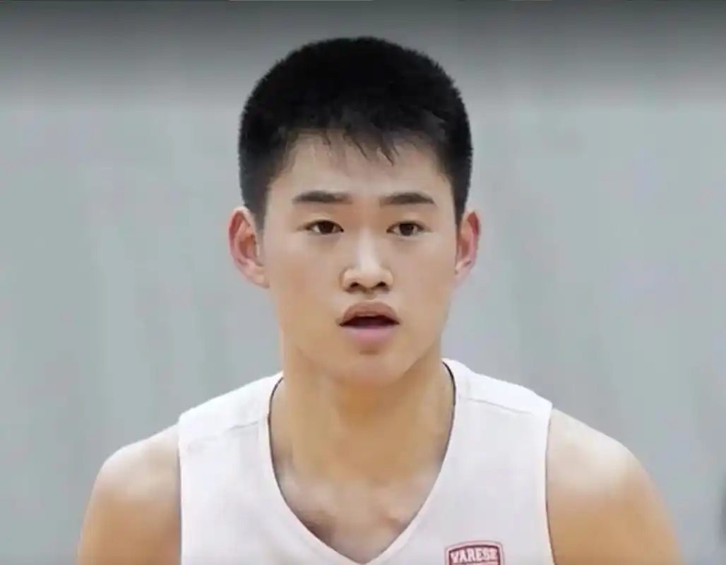 中国篮球运动员赵维伦.赵维伦2005年9月8日出生于意大利, - 抖音