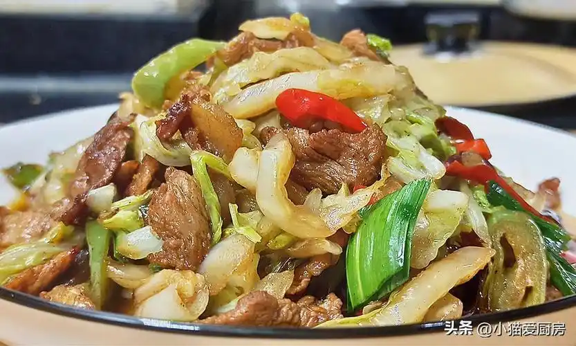 图片[1]-【猪肉爆炒大白菜】做法步骤图 做法简单 这道菜我家每周都做