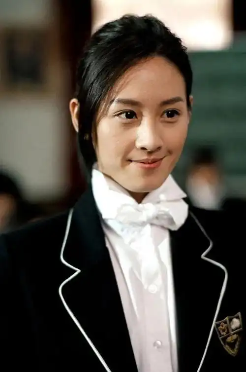 原来周杰伦是"初恋脸"捕捉器啊|周杰伦|初恋脸|曾恺玹_新浪时尚_新浪