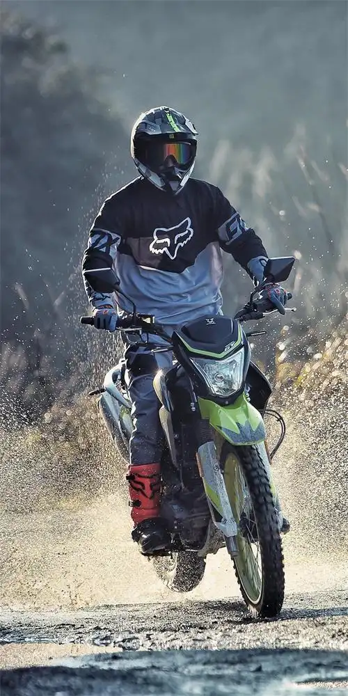 宗申250x沙漠飞狐春日壁纸_宗申摩托车_导购_摩信网