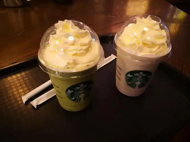 星巴克(百脑汇店)