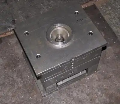 天胜模具_长沙塑胶模具_长沙模具收购商