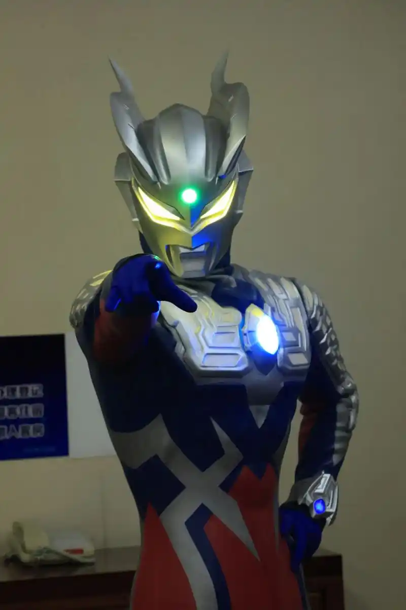 赛罗奥特曼 #特摄剧 #奥特曼 #cos play - 抖音