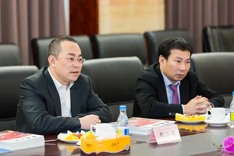 普宁市委副书记代市长林钢捷一行到访宝鹰集团