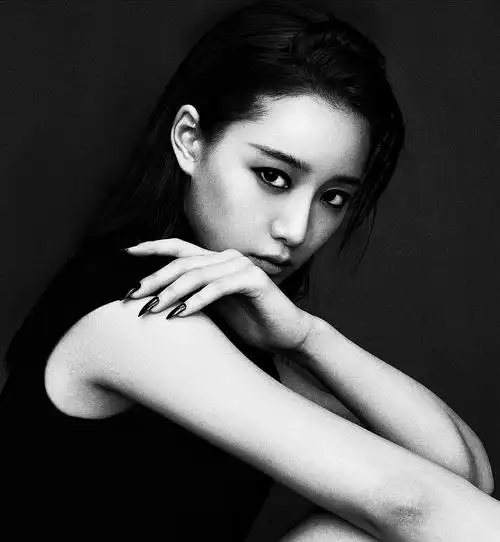 我来了!还是喜欢黑白照