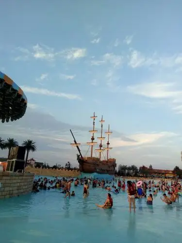 乐华城·88°c温泉乐园