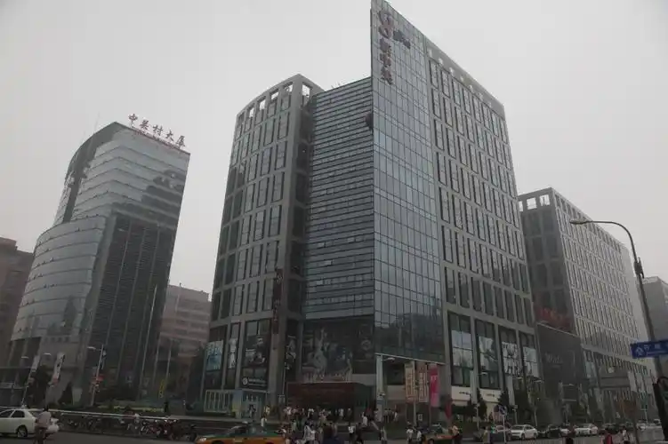 新中关大厦的地理信息