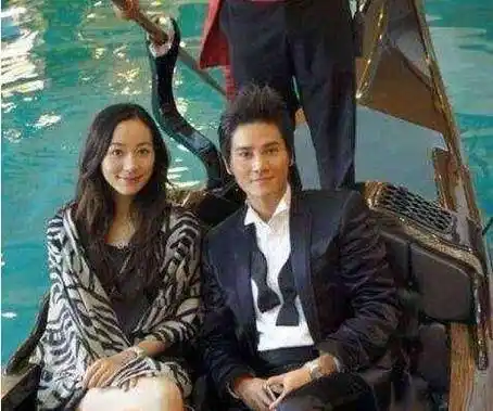 万山和韩雪照片,韩雪的丈夫万山简历照片