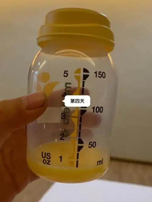 母乳的颜色变化