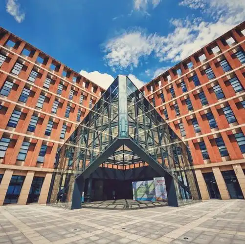 砥砺奋进这六年|东海潮生展新颜,多校区办学促蝶变_宁波大学_零二七