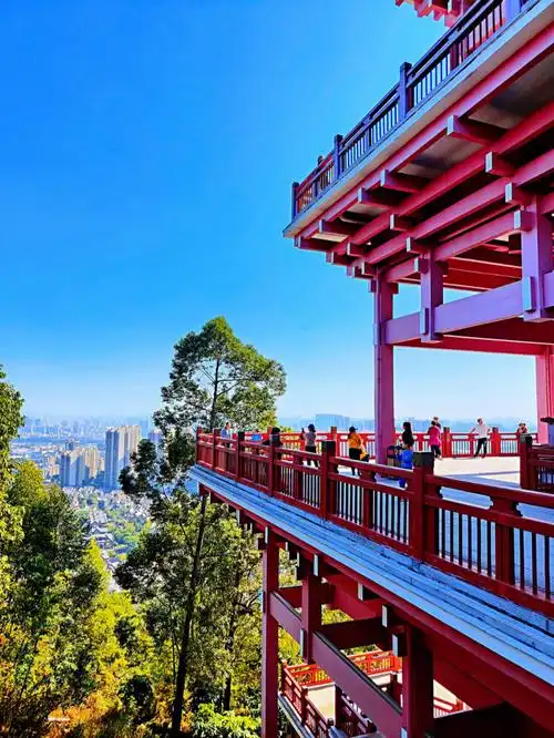 佛山网红打卡地里水展旗峰生态公园
