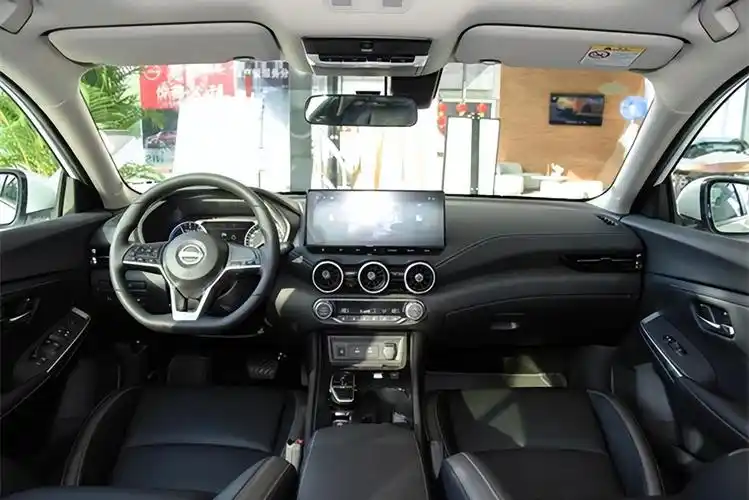 降价确实管用,日产轩逸下探到6.98万,一个月就卖了29674辆